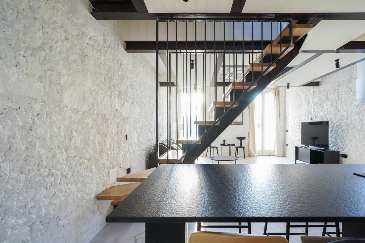 Su Meri Mannu Stampace - Luxury Apartment - Terrace Cagliari Kültér fotó
